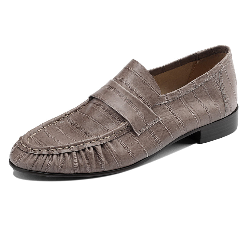 Pleated Loafers