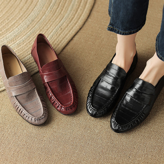 Pleated Loafers
